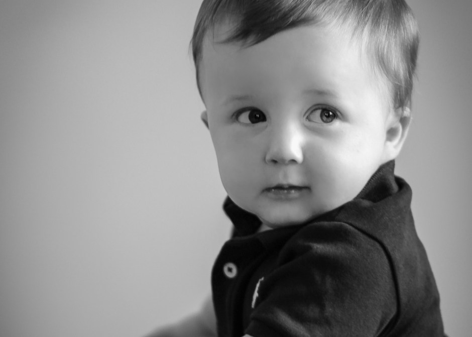 Cru, Stand, Rocker, Side Look B&amp;W Version 2